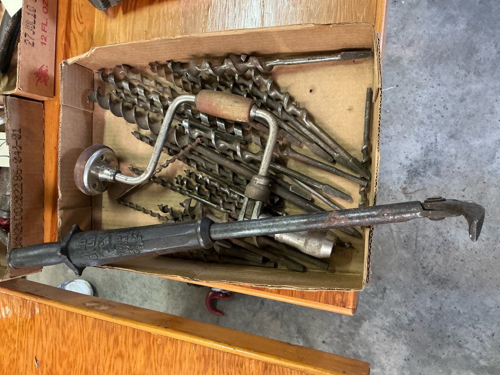 Brace and bits, Red Bull nail puller
