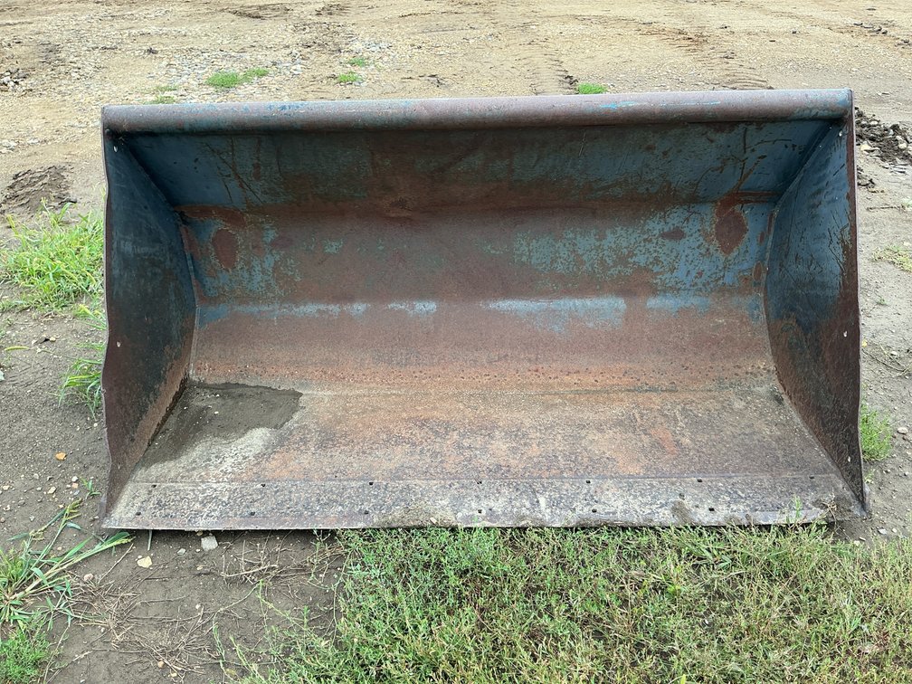 5' skid steer bucket