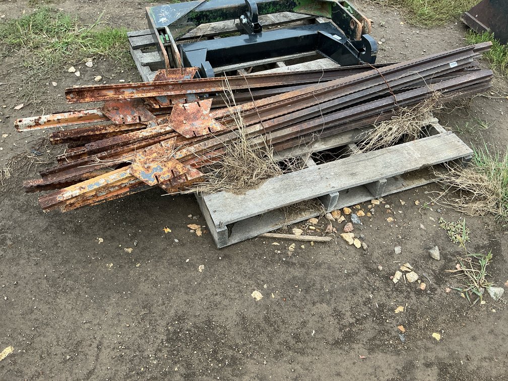 (approx 20) steel fence posts
