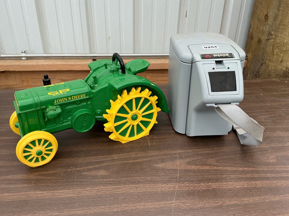 John Deere cookie jar, beverage holder