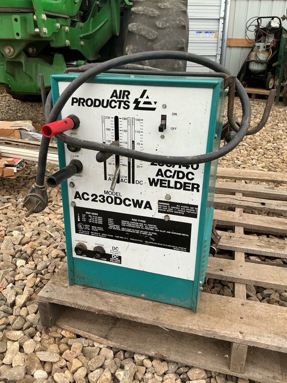 Air products AC/DC stick welder with rolling cart