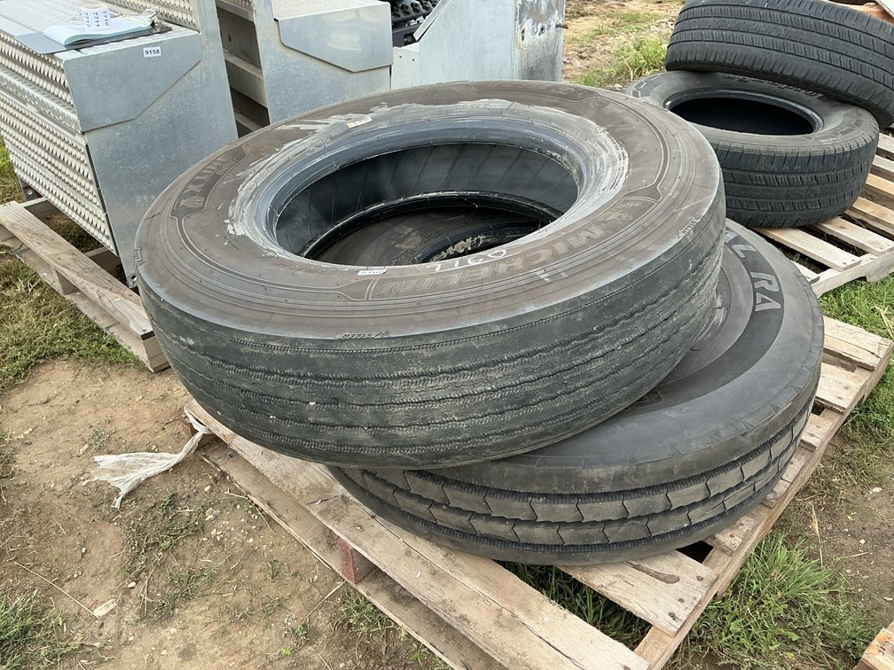 (2) Michelin General 11R22.5 tires
