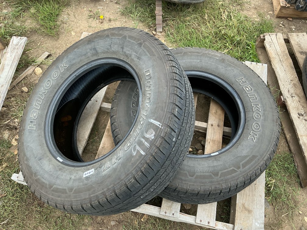 (2) P265/70R17 tires
