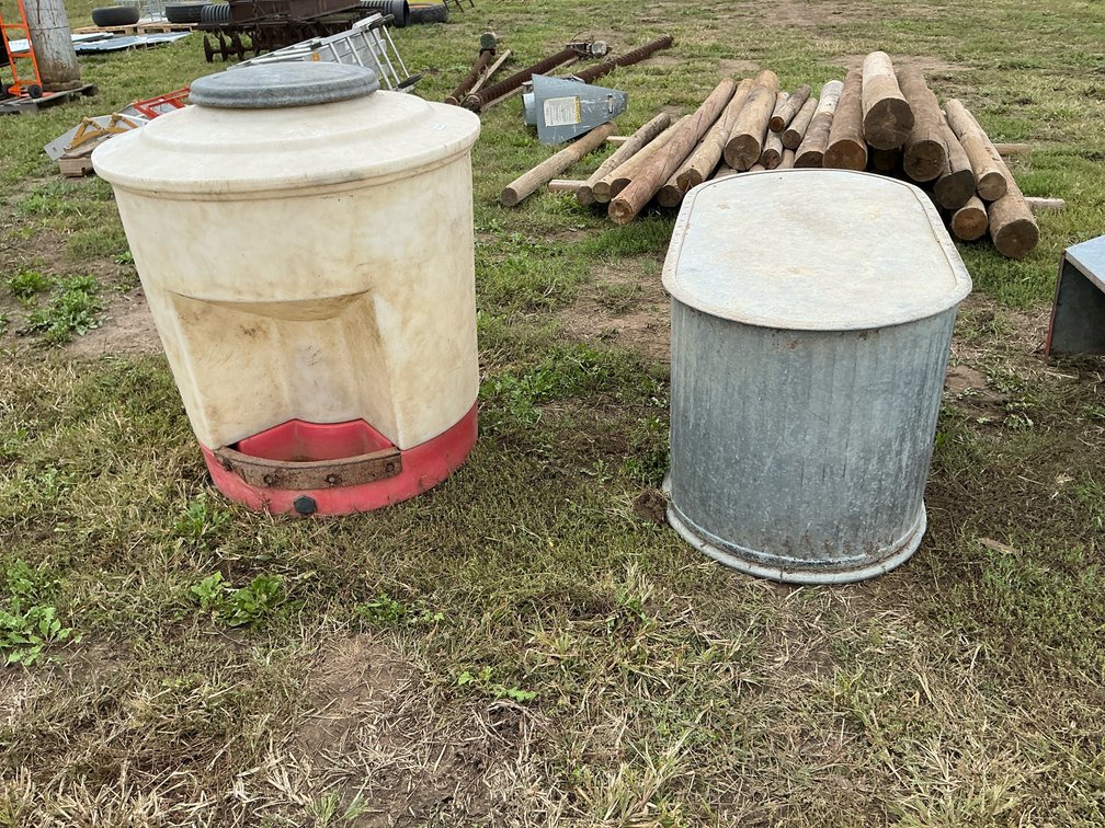poly hog waterer and small pig water tank