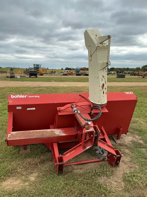 Buhler Farmking 960 snow blower