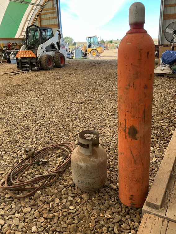 oxygen tank with Pro Torch set