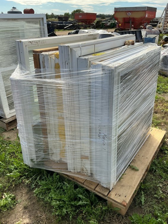 Used windows, various sizes