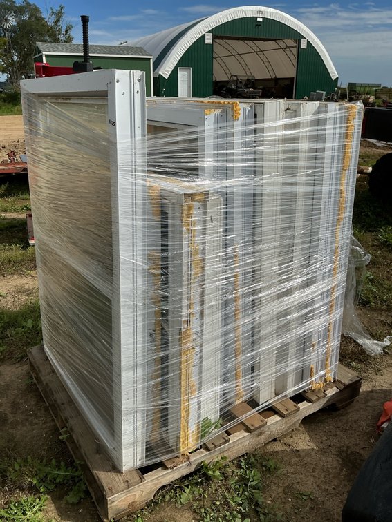 Used windows, various sizes