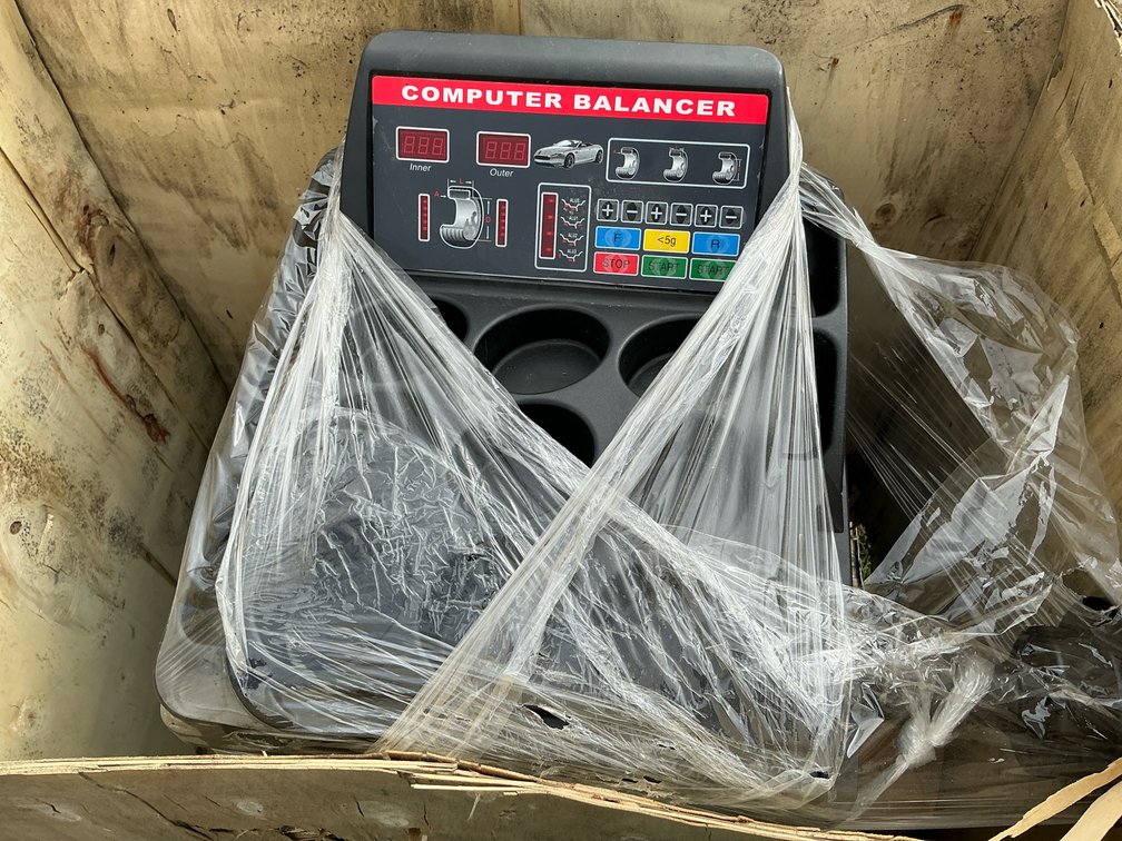 Tire balancer, New