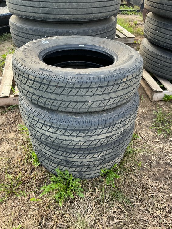 (4) tires 205/75R15