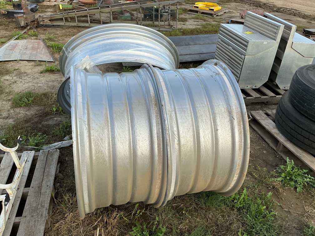 (3) rims-New