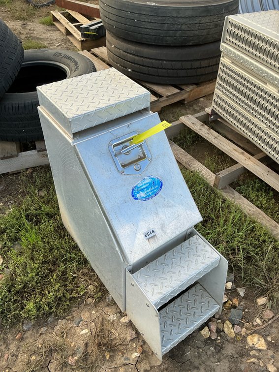 truck tool box