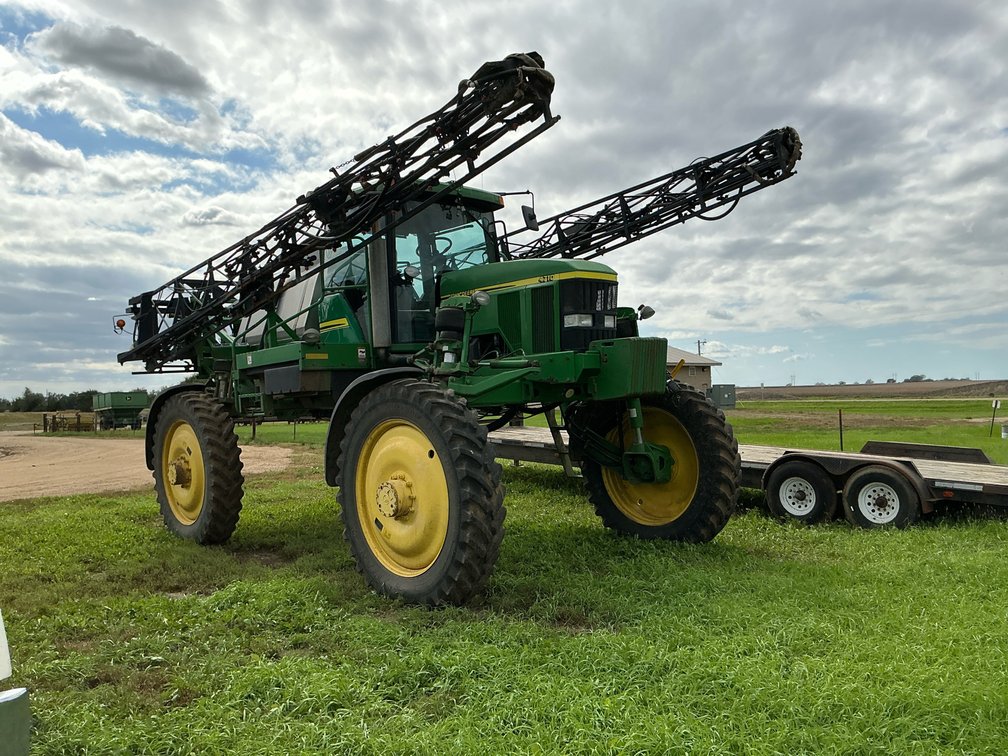 2003 John Deere 4710 Sprayer