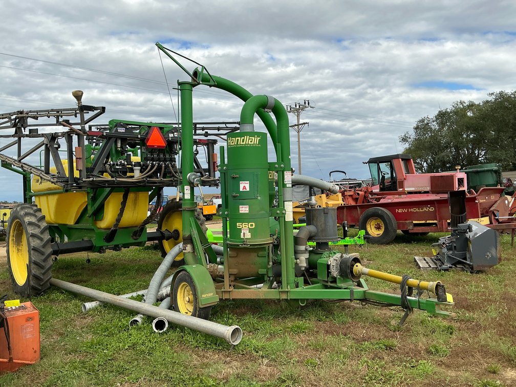 2015 Hanlair grain vac and tubes
