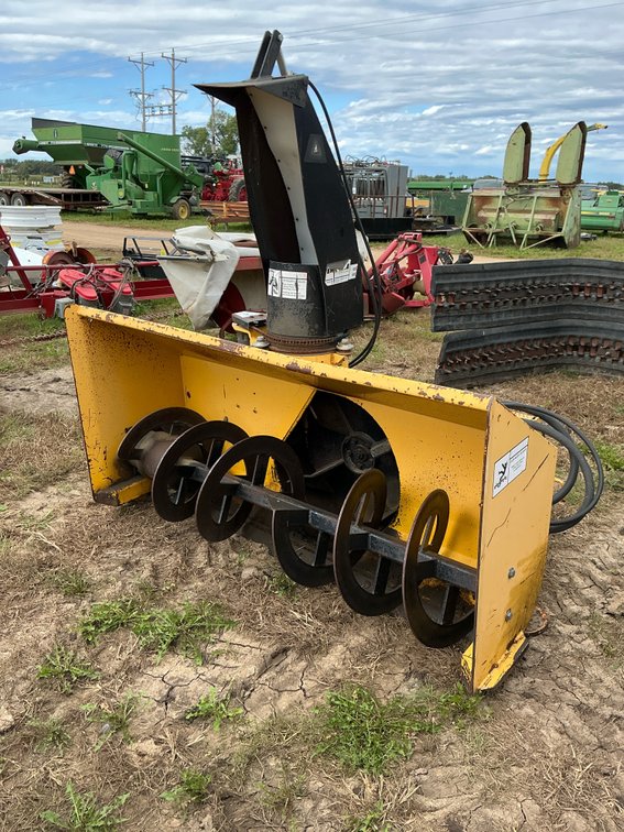 Erskine skid steer attach snowblower
