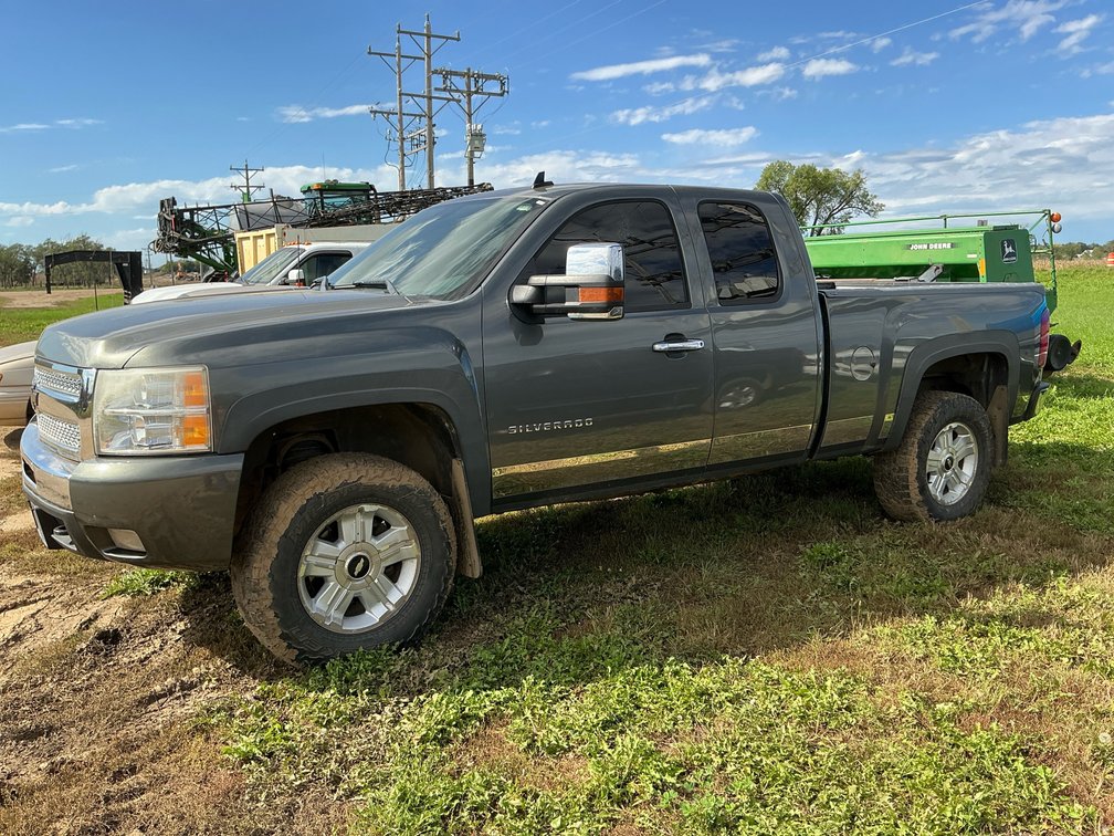 2011 Chevrolet Silverado K1500 Pickup Truck 4x4