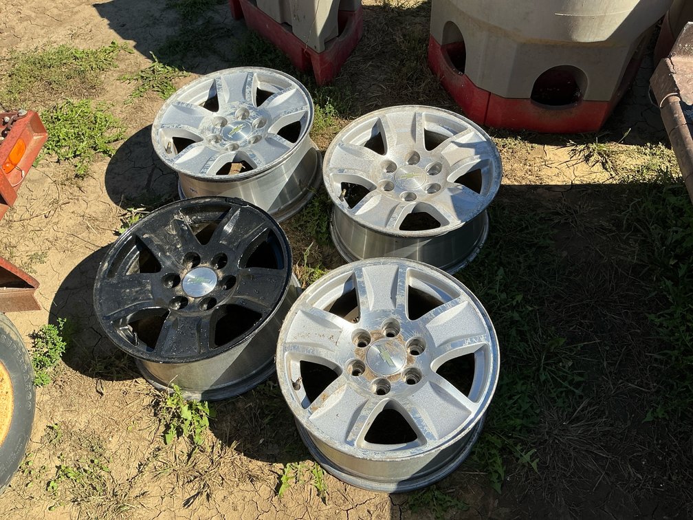 (4) Chevrolet rims