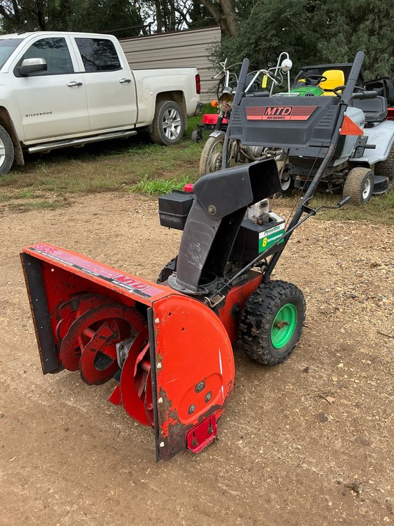 MTD Yardmachine snowblower