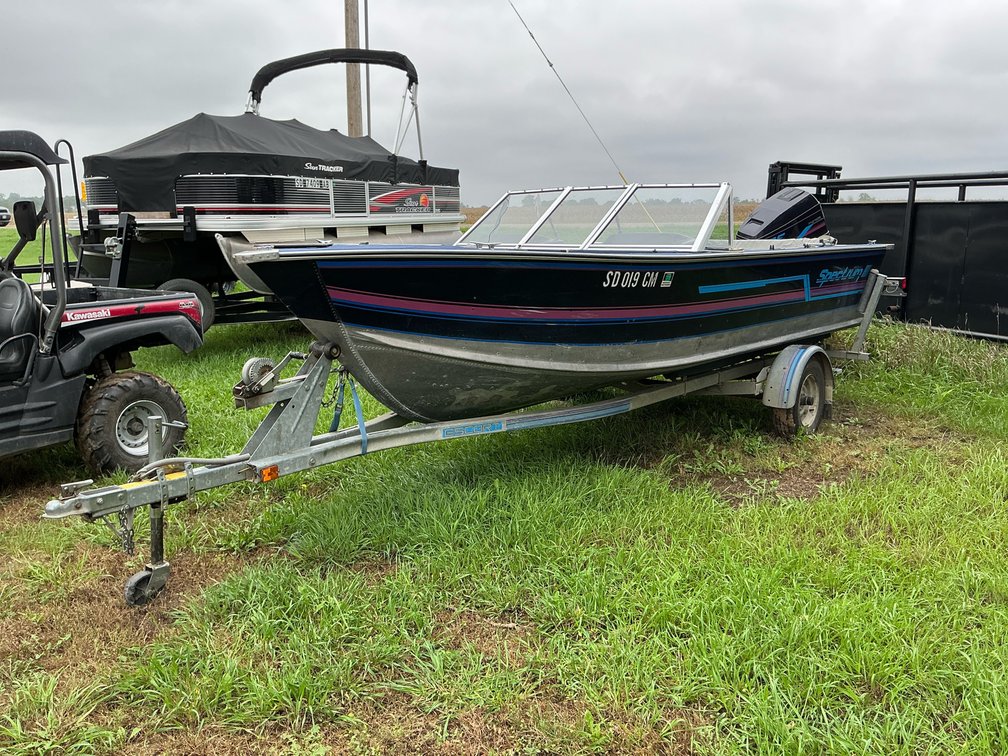 1989 Spectrum boat and trailer
