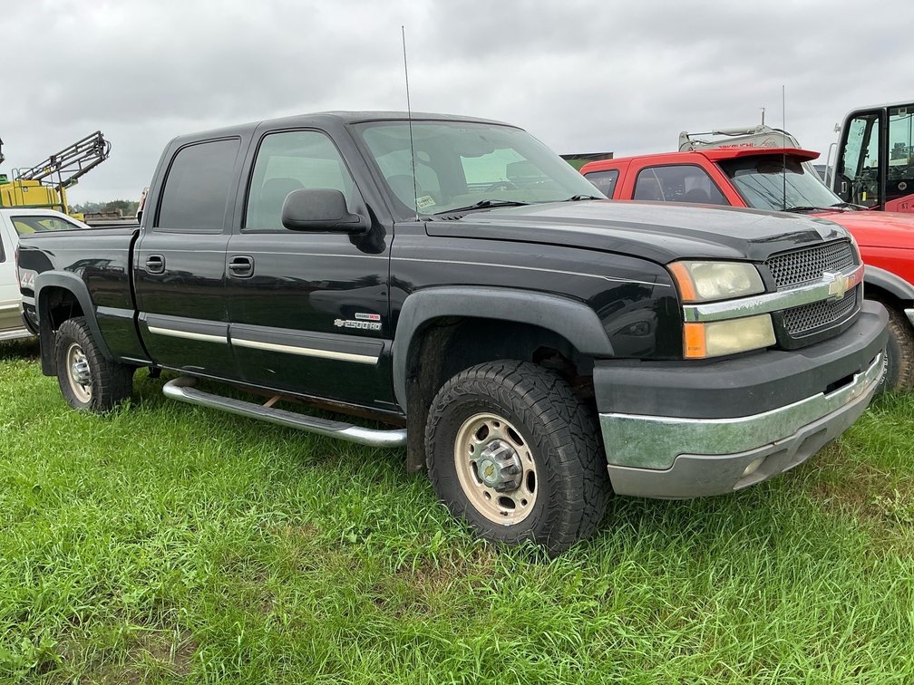 2004 Chevrolet 3/4 ton pickup DIESEL