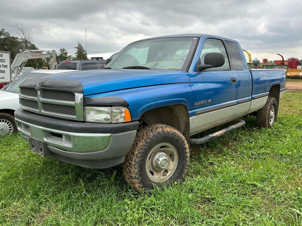1999 Dodge Ram truck 2500 pickup