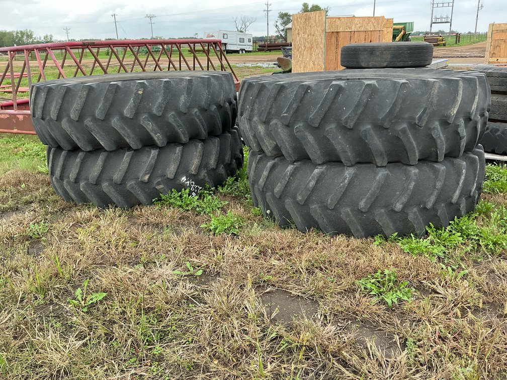 (4) Firestone R-1 20.8R-38 on 18" tires