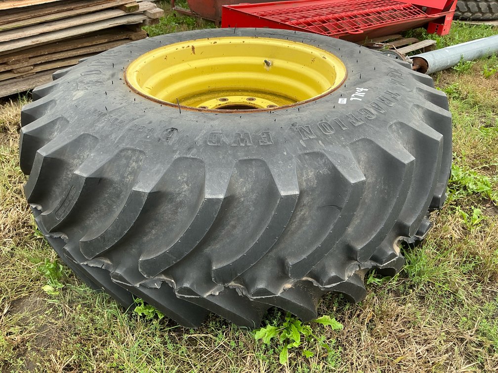 (1) Firestone 18.4-26 combine tire