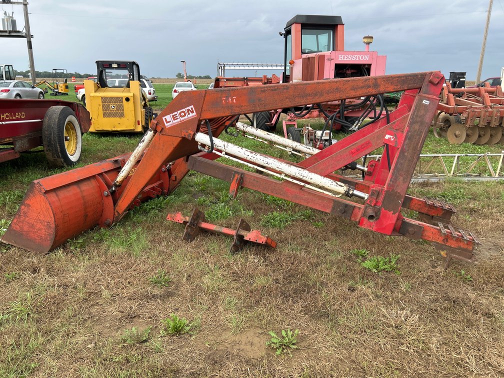 Leon loader and 8’ bucket