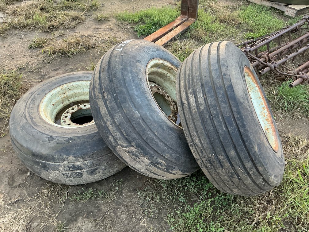 (3) 12.5L16 tires with rims