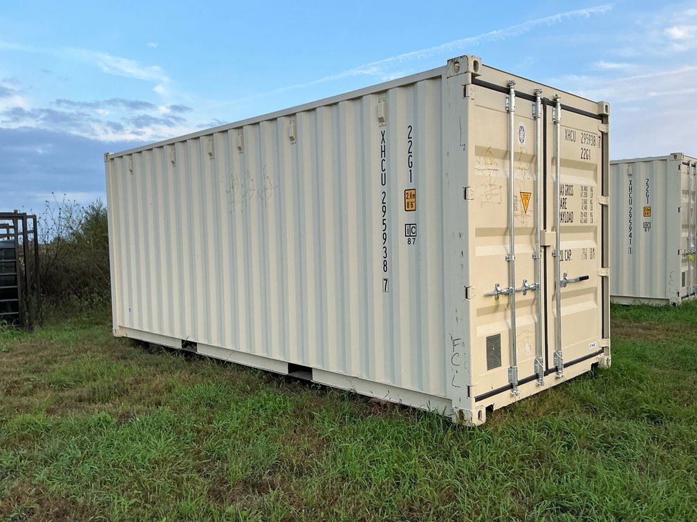 20' shipping container