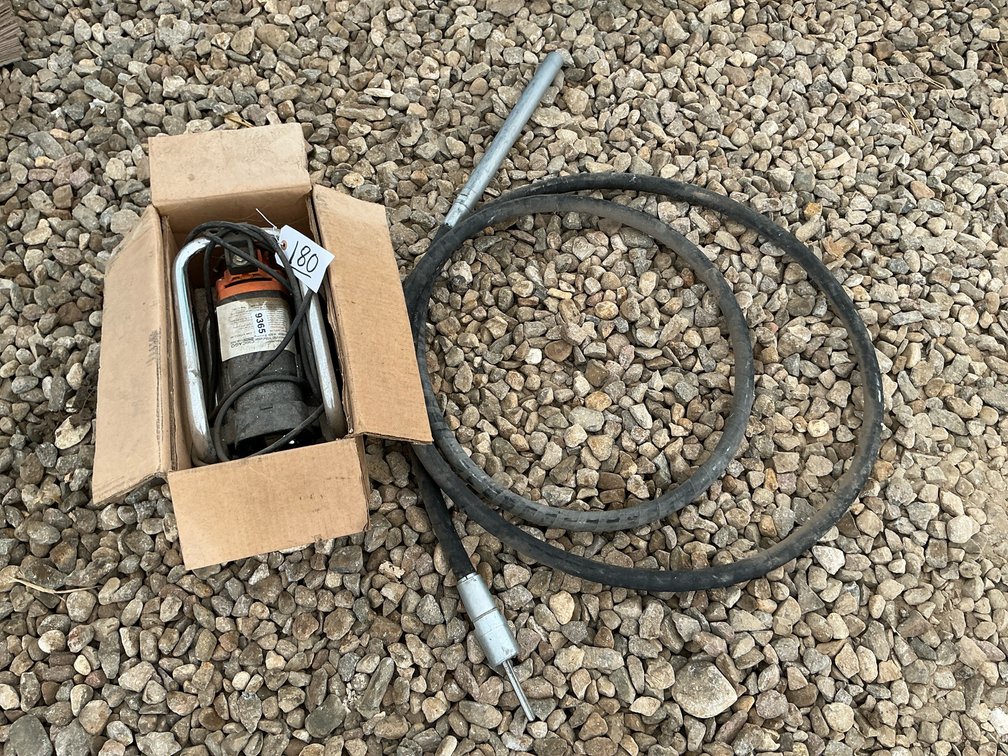 electric concrete vibrator