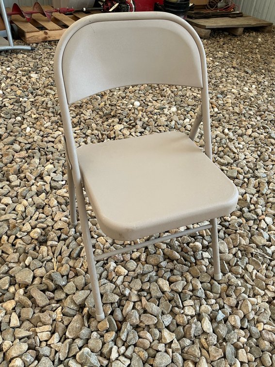 (25) tan folding chairs