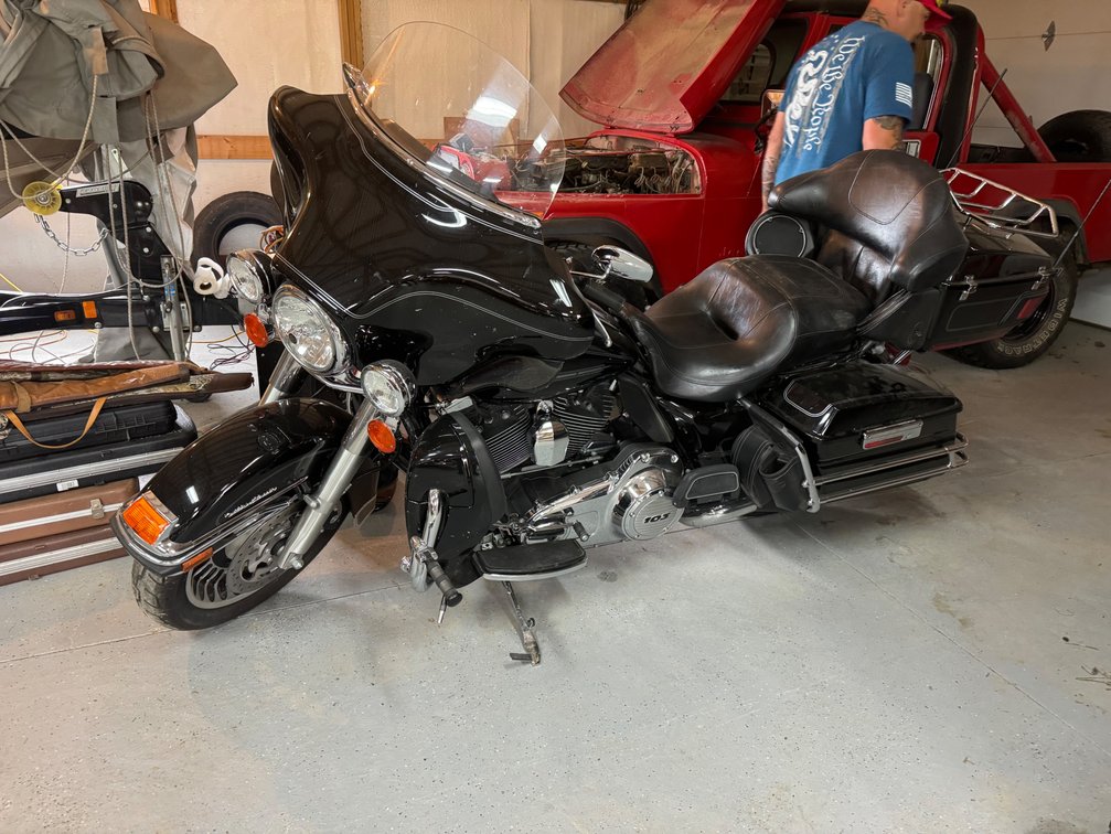 Image for (Live, In-Person Only) Spring Consignment Auction
