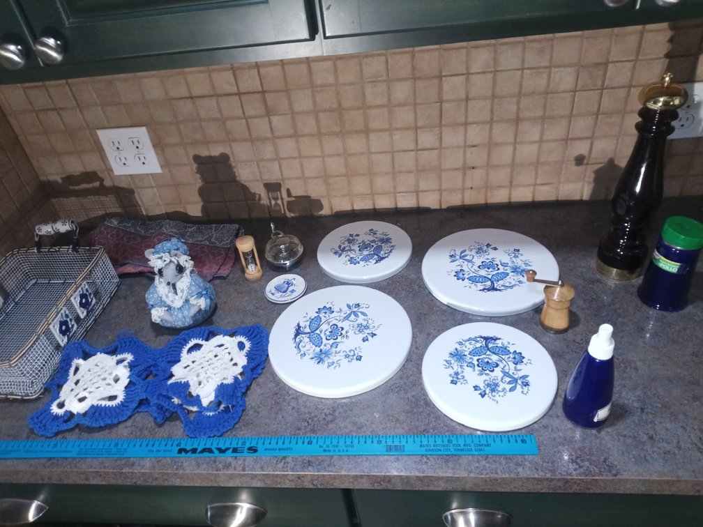 Vintage Kitchen Collectibles Lot – Blue & White Decorative Stove Covers, Cast Iron Mice & Assorted Kitchen Accessories