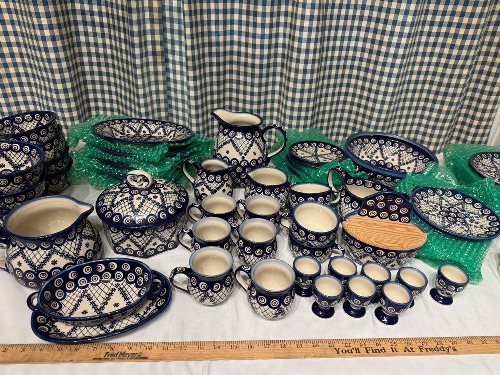 Massive 63 piece Manufaktura Polish Pottery Collection – Peacock Lattice Unikat Pattern – Handmade in Poland