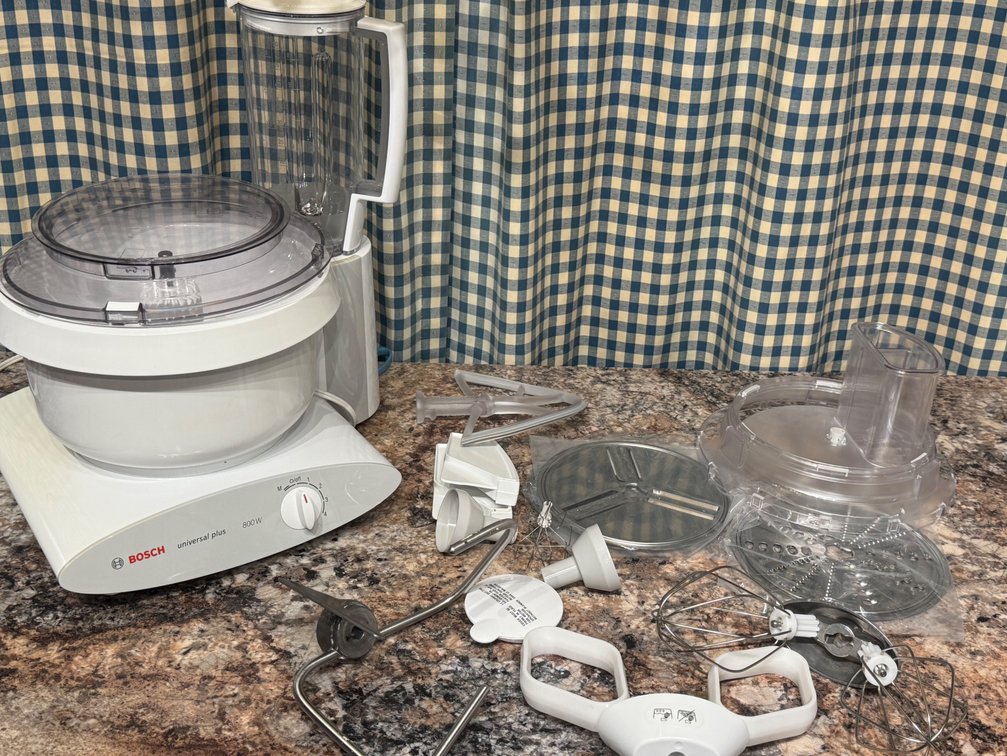 Bosch Universal Plus 800W Kitchen Mixer & Food Processor