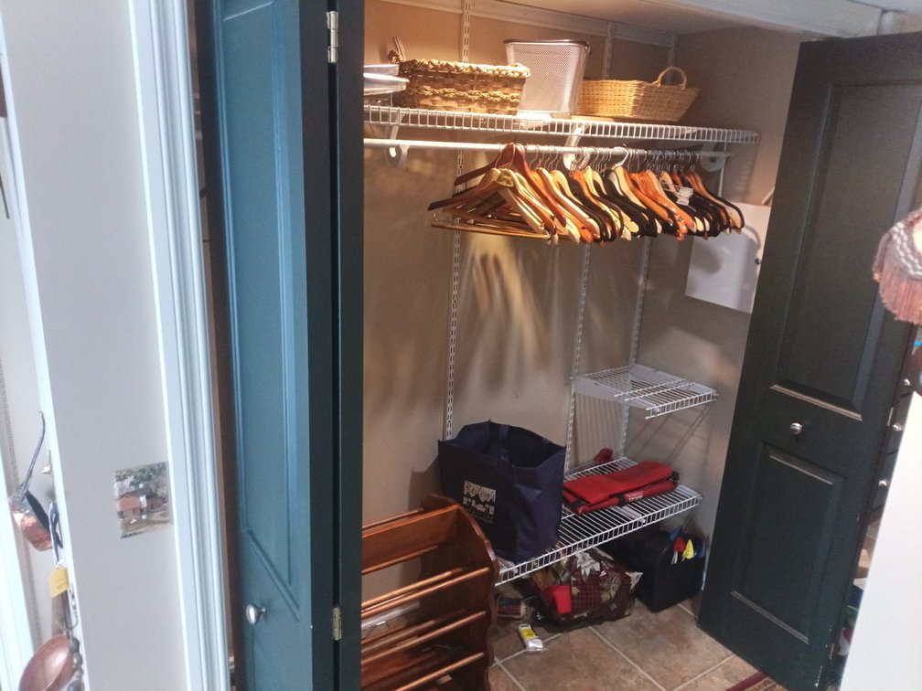 Large Closet Contents Lot – Painting Supplies, Baskets, Hangers & Wooden Shoe Rack