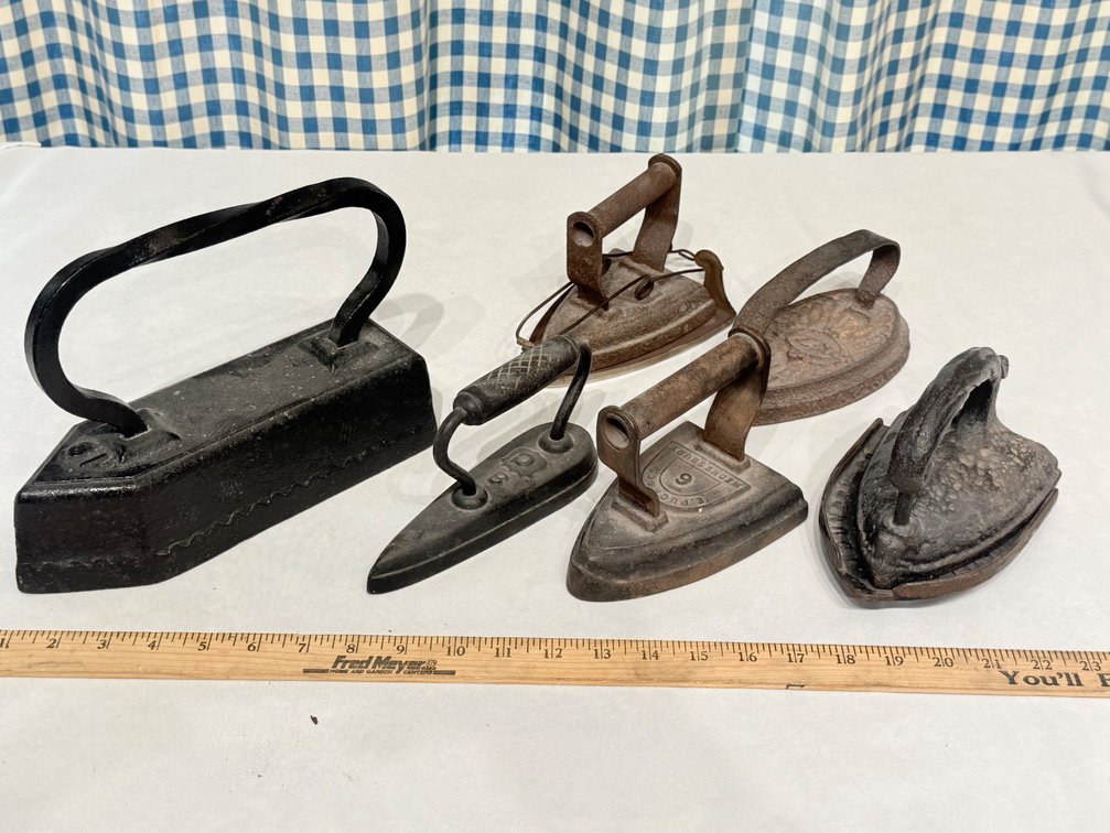 6 Antique & Vintage Cast Iron Sad Iron Collection – Assorted Makers, Sizes & Decorative Trivets