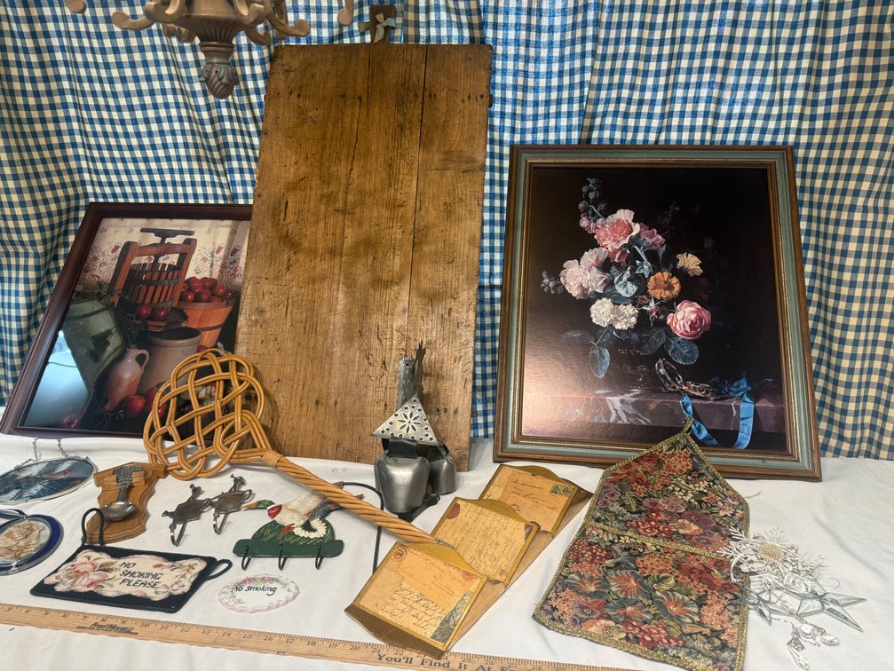 Vintage & Antique Rustic Home Décor Collection – Framed Artwork, Wooden Breadboard, Wicker, Metal Hooks & Decorative Accessories