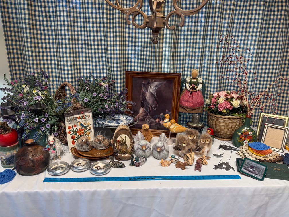 Large Vintage Rustic Country, Wildlife & Floral Décor Collection – Baskets, Figurines, Art & More