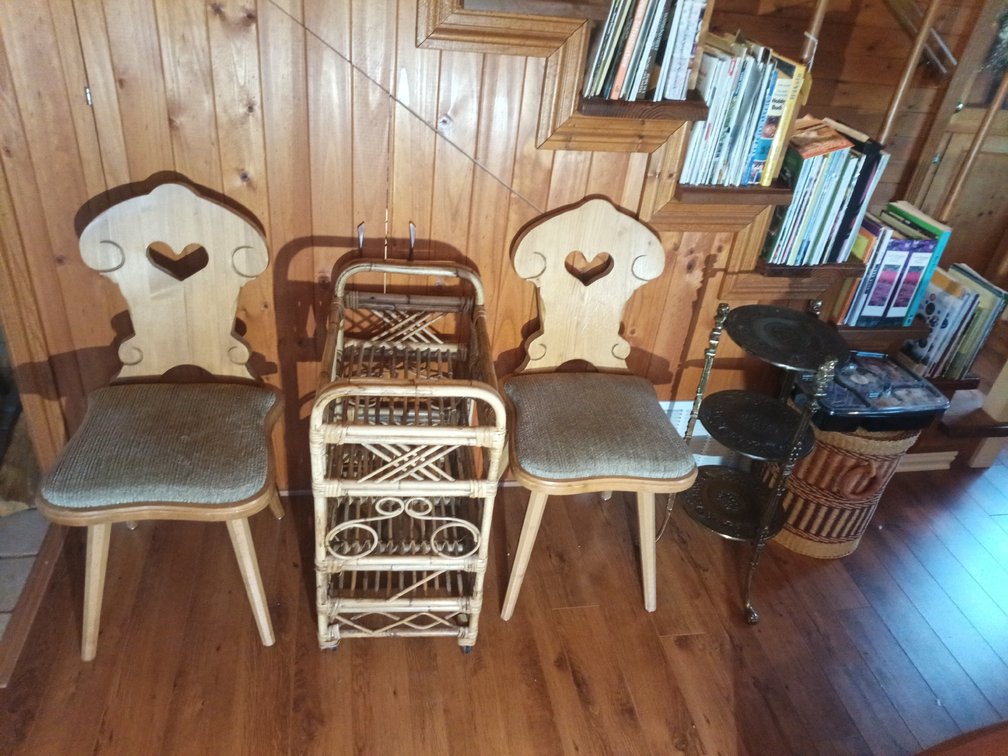Vintage Furniture & Décor Lot – Chairs, Wicker Shelf, Brass Stand & Basket