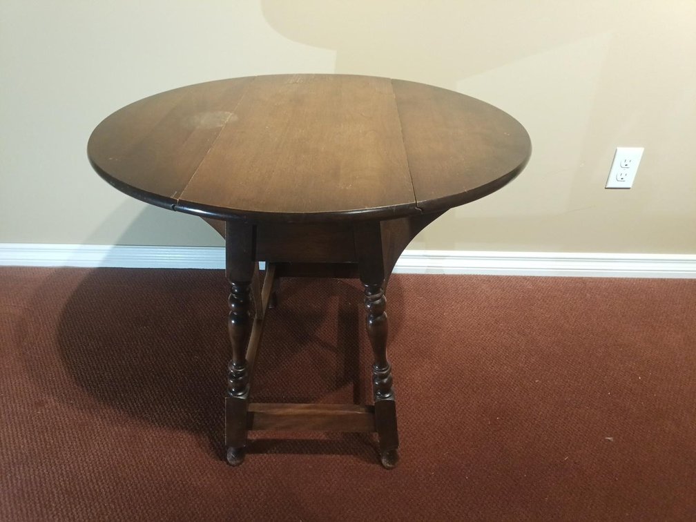 Vintage St. Johns Table Company Drop-Leaf Wooden Table