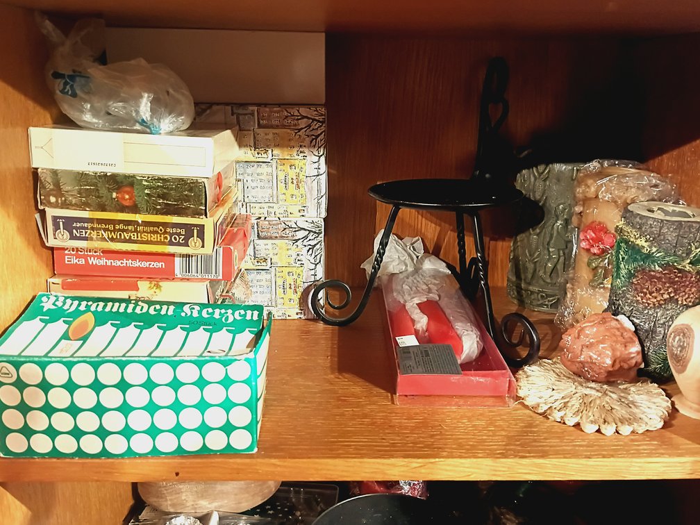 Sylvania Television, Candles, Glassware & Collectibles Lot