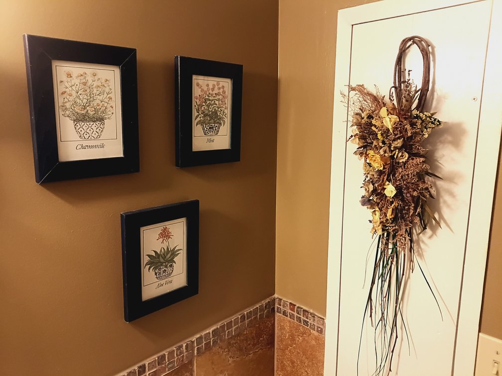 Set of 3 Framed Botanical Prints & Dried Floral Wall Arrangement