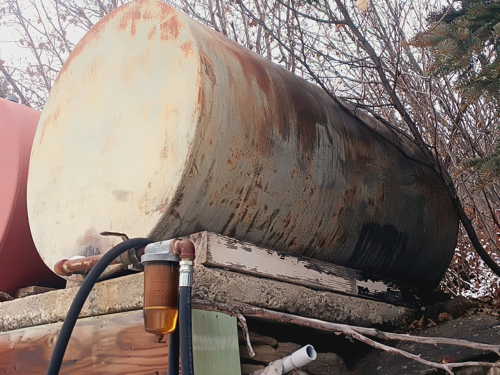 300-Gallon Above-Ground Gasoline Storage Tank with Fuel Nozzle & Filter