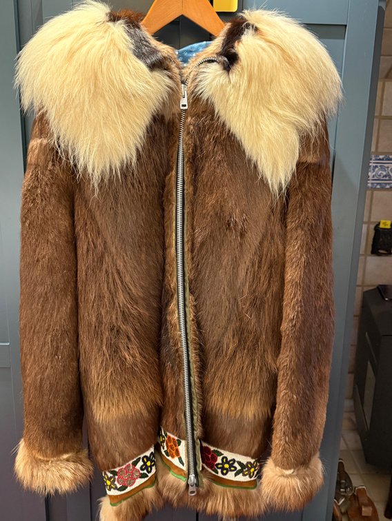 Exceptional Vintage Handmade Alaska Native Fur Parka – Beaver, Wolf & Hand-Beaded Floral Trim – Men’s XL