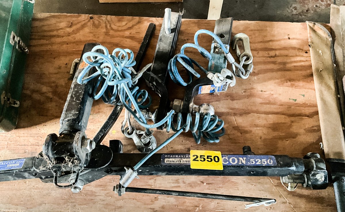 Falcon 5250 3 Way Bar Hitch & Two Reese Drop Hitches W/ Balls