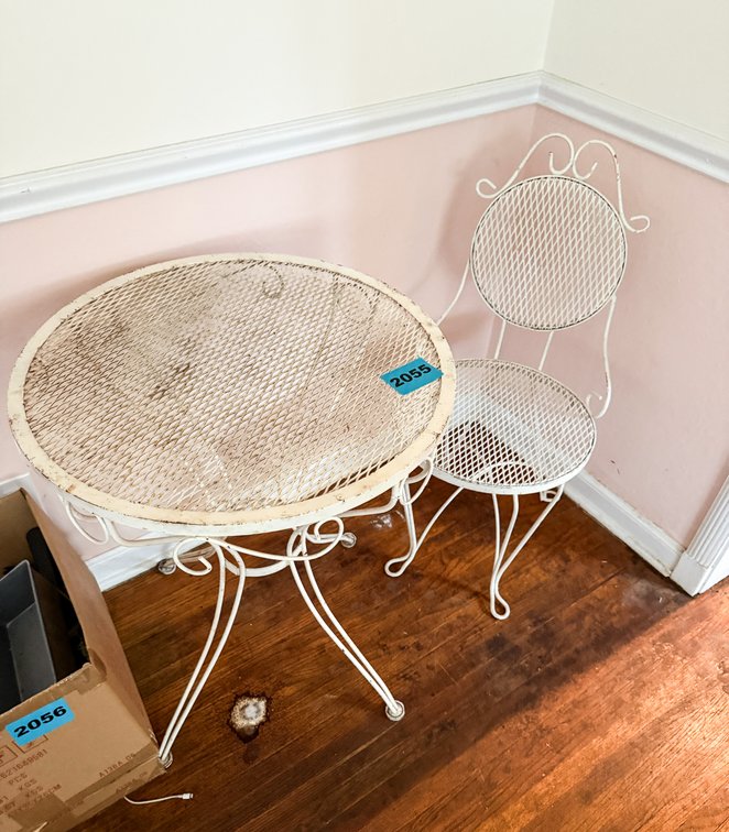 White Rod From Table & 2 Chairs Table Is 23" Diameter 