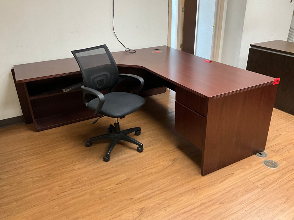 L Shaped Desk