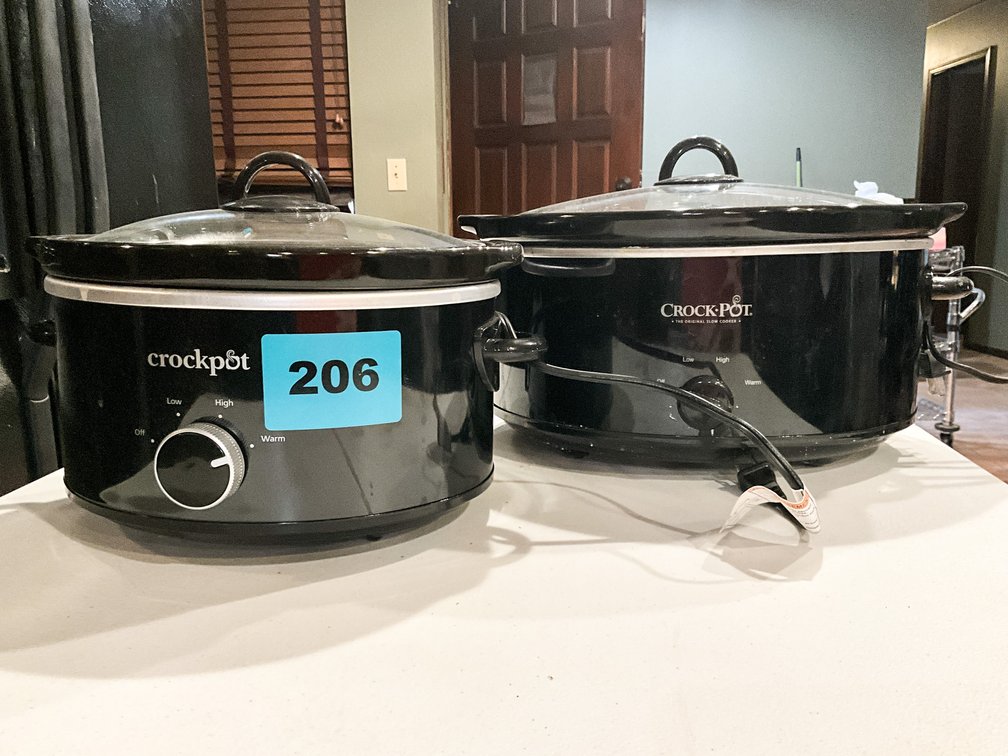 2 Oval Crockpot Branded Crock Pots